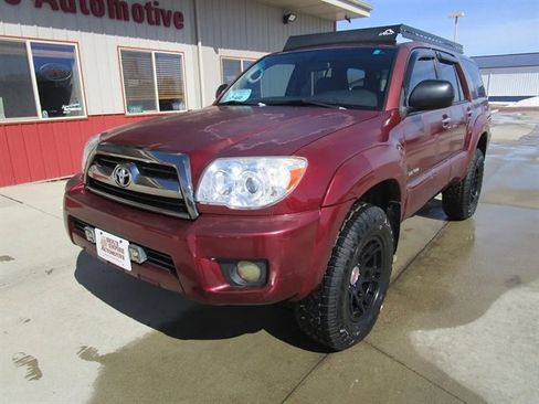 Used 2007 Toyota 4Runner SR5 AWD/4WD image 3