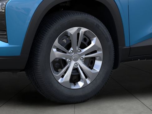 Used 2026 Chevrolet Trax LS FWD image 9