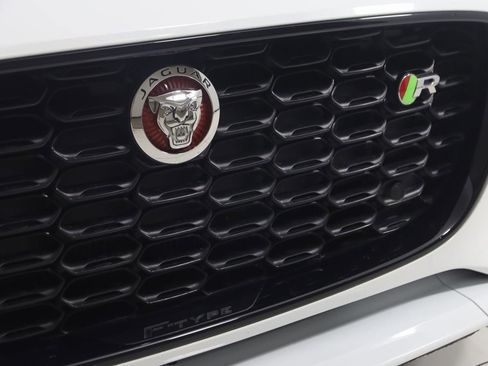 Used 2021 Jaguar F-TYPE R image 18