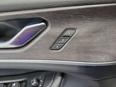 New 2025 Jeep Grand Cherokee Limited w/ Black Appearance Package image 28