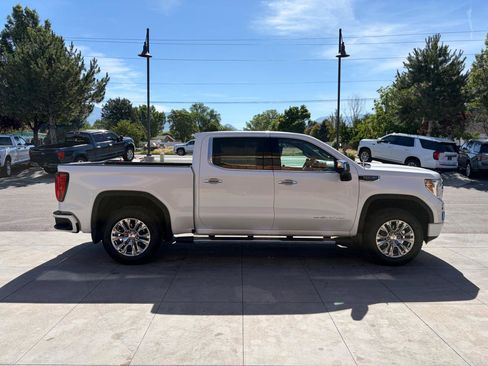 Used 2021 GMC Sierra 1500 Denali AWD/4WD image 3
