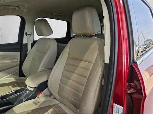 Used 2015 Ford Escape Titanium w/ Equipment Group 301A FWD image 13