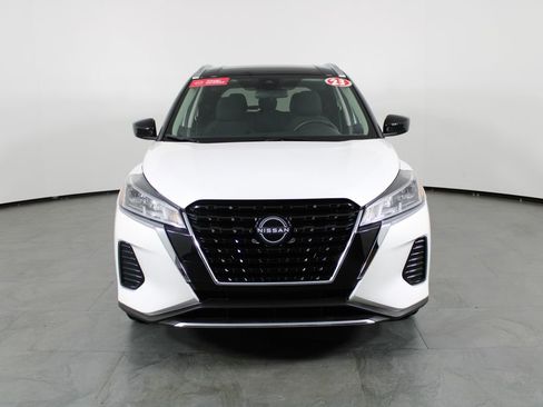 Certified 2023 Nissan Kicks SV FWD image 14