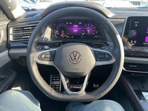 New 2026 Volkswagen Atlas Peak Edition AWD/4WD image 12