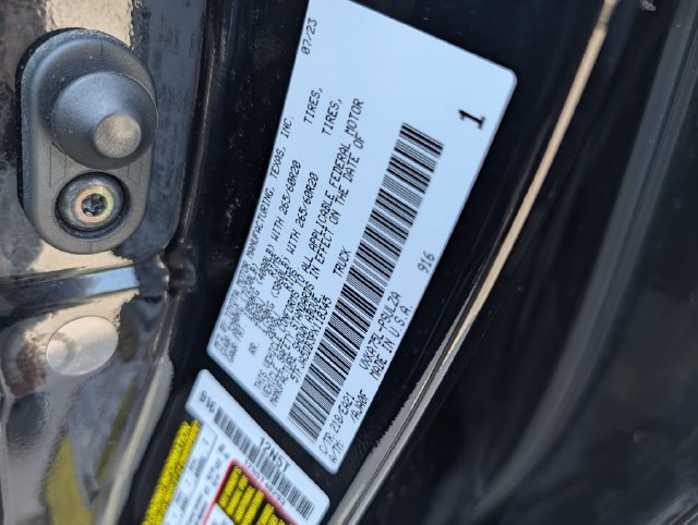 Used 2023 Toyota Tundra Limited AWD/4WD image 37