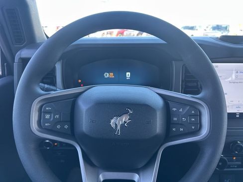 New 2025 Ford Bronco 2-Door w/ Sasquatch Package AWD/4WD image 23