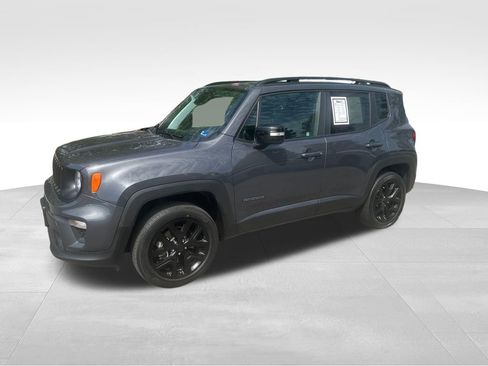 Used 2023 Jeep Renegade Altitude AWD/4WD image 3