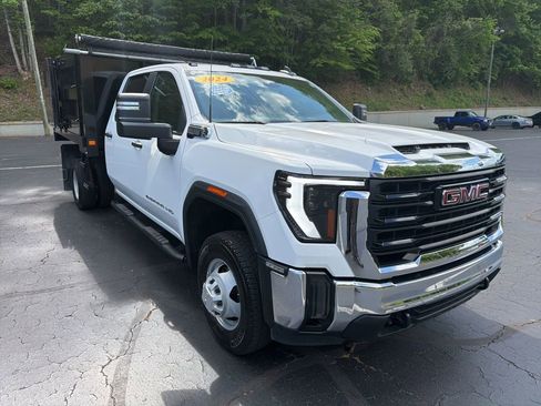 Certified 2024 GMC Sierra 3500 Pro w/ Convenience Package RWD image 13