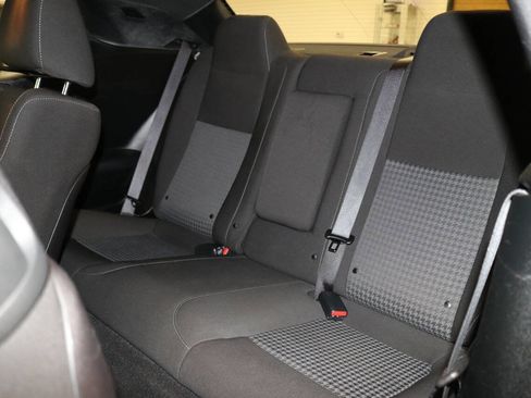 Used 2022 Dodge Challenger GT w/ Driver Convenience Group image 14