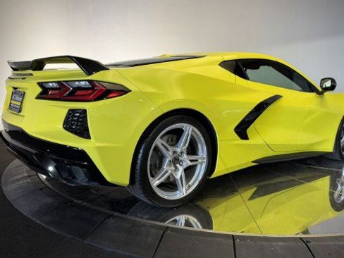Used 2024 Chevrolet Corvette Stingray Premium Cpe w/ Z51 Performance Package RWD image 29