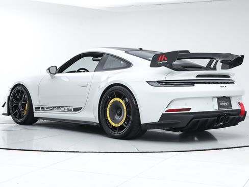Used 2024 Porsche 911 GT3 RWD image 3