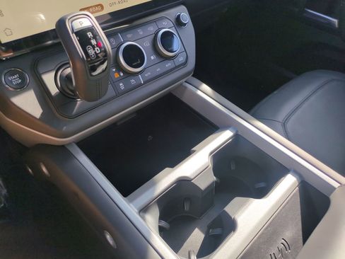 New 2026 Land Rover Defender 130 V8 image 22