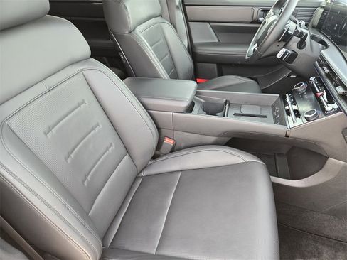 Used 2025 Hyundai Santa Fe Calligraphy image 19