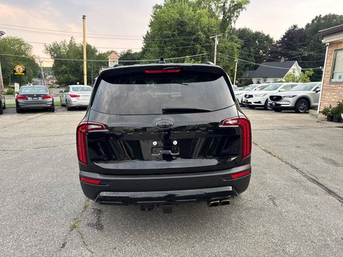 Used 2021 Kia Telluride EX w/ EX Premium Package AWD/4WD image 10