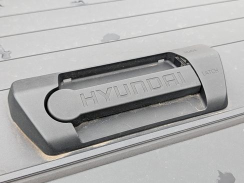 Used 2024 Hyundai Santa Cruz XRT AWD/4WD image 18