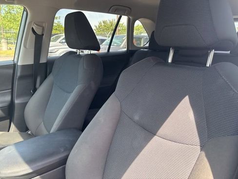 Used 2023 Toyota RAV4 LE FWD image 2