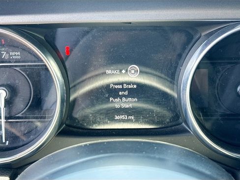 Certified 2023 Jeep Wrangler Unlimited AWD/4WD image 13