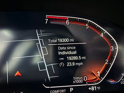 Certified 2023 BMW 530i xDrive w/ Convenience Package AWD/4WD image 31