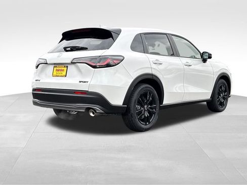 New 2026 Honda HR-V Sport image 7