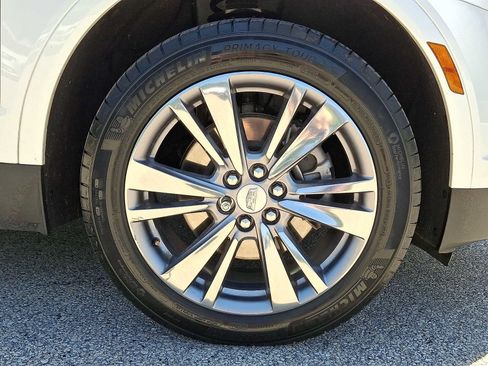 Certified 2024 Cadillac XT5 Premium Luxury AWD/4WD image 10