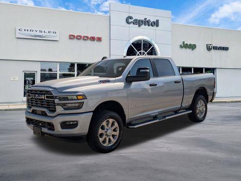New 2026 RAM 2500 Big Horn AWD/4WD image 3