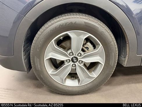Used 2014 Hyundai Santa Fe GLS FWD image 10