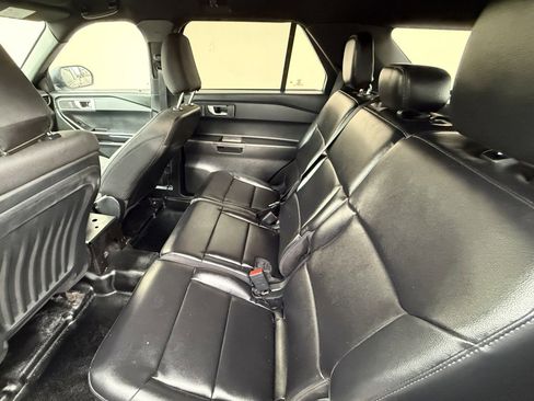 Used 2021 Ford Explorer 4WD Police Interceptor image 11