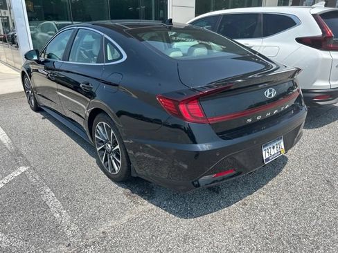 Used 2022 Hyundai Sonata Limited FWD image 1