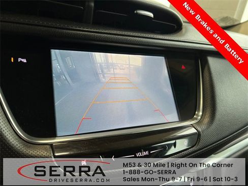 Used 2017 Cadillac XT5 Luxury image 24