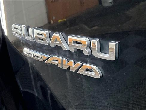 Used 2022 Subaru Forester Premium image 10