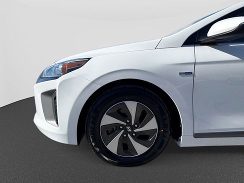Used 2019 Hyundai Ioniq SEL image 14