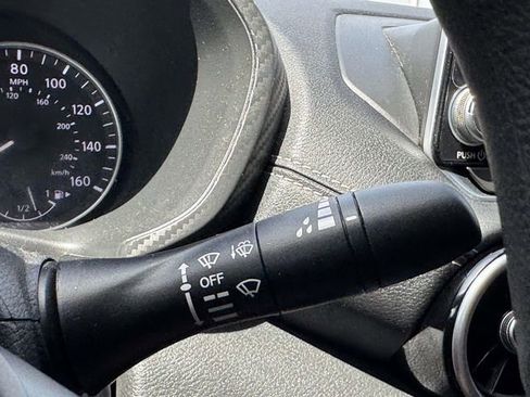 Used 2024 Nissan Sentra SV FWD image 31