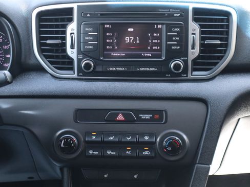 Used 2017 Kia Sportage LX w/ LX Popular Package FWD image 13
