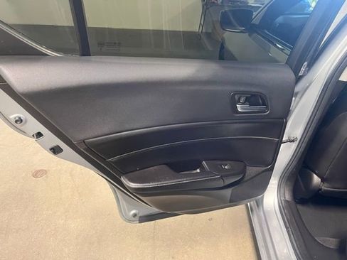 Used 2021 Acura ILX w/ Premium Package image 19
