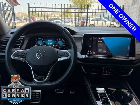 Used 2024 Volkswagen Atlas SEL Premium R-Line AWD/4WD image 6