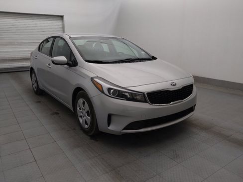 Used 2018 Kia Forte LX image 13