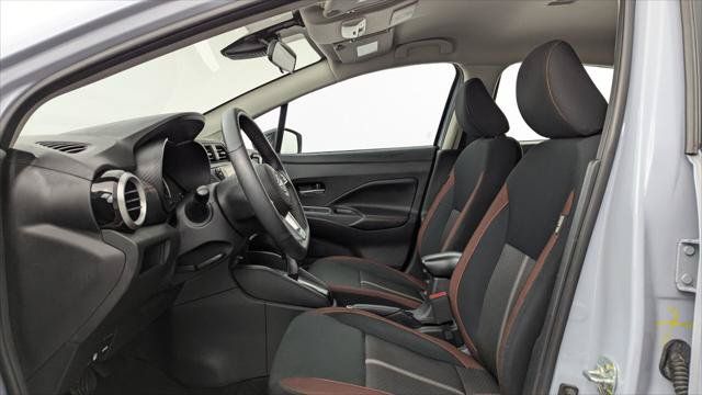 Used 2024 Nissan Versa SR FWD image 14
