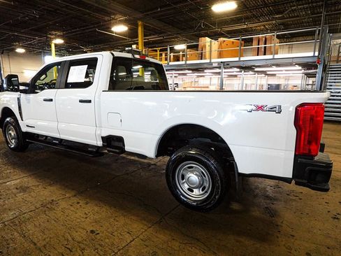 Used 2023 Ford F250 XL AWD/4WD image 4