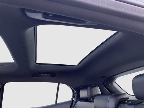 Used 2020 Mercedes-Benz GLA 250 4MATIC image 34