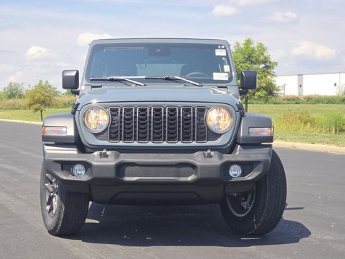 New 2025 Jeep Wrangler Sport S image 12