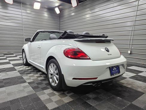 Used 2018 Volkswagen Beetle 2.0T SE FWD image 7