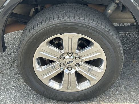 Used 2019 Ford F150 Lariat AWD/4WD image 17