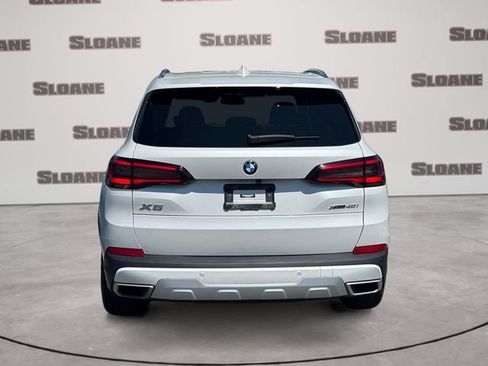 Used 2022 BMW X5 xDrive40i w/ Executive Package AWD/4WD image 3