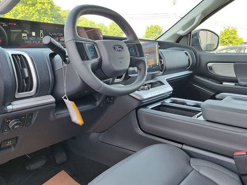 New 2026 Ford Expedition Max Active AWD/4WD image 7