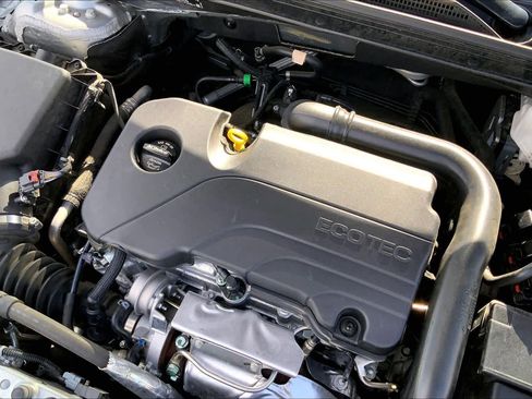 Used 2025 Chevrolet Malibu LS image 35