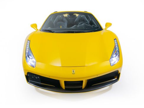 Used 2017 Ferrari 488 Spider RWD image 12