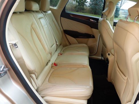 Used 2015 Lincoln MKC Base AWD 4dr SUV w/ Equipment Group 102A Reserve image 46