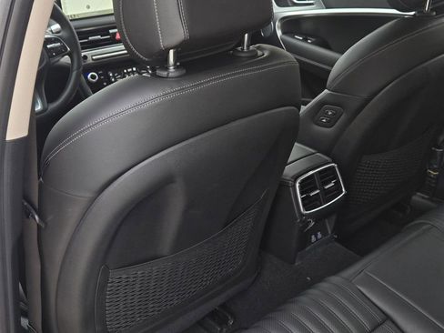 New 2026 Genesis G70 2.5T Prestige RWD image 21