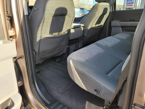 Used 2023 Ford F150 XLT w/ Trailer Tow Package image 13