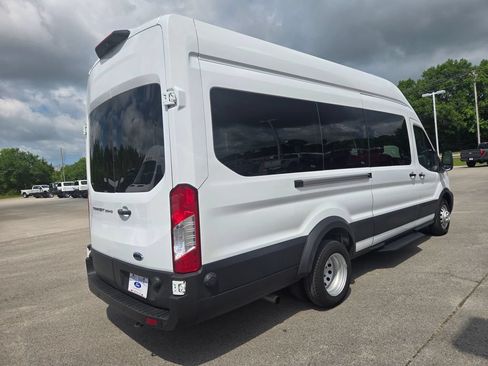 Used 2024 Ford Transit 350 XL RWD image 4